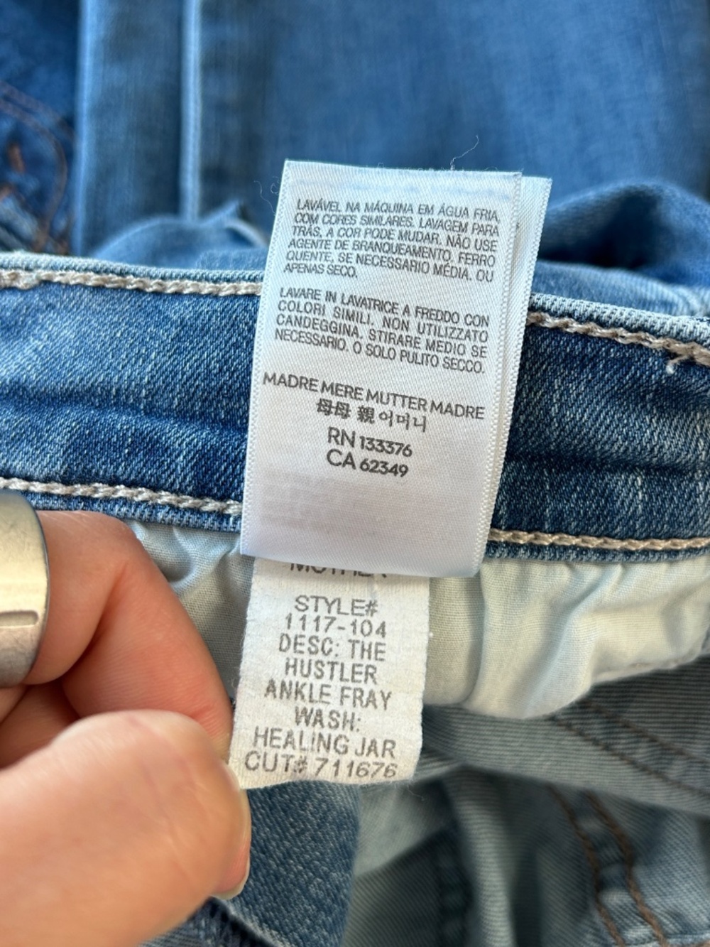 Mother Jeans size 31 Hustler Ankle Fray Healing Jar blue medium wash raw hem - Picture 11 of 16